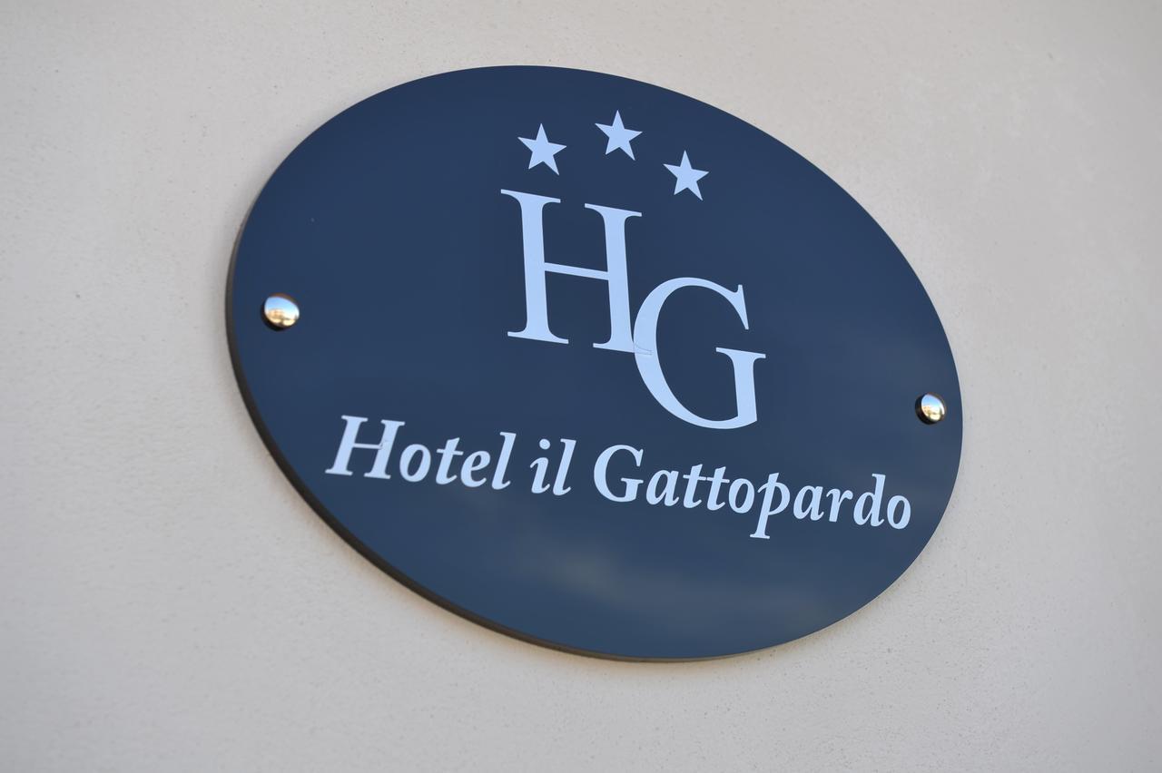 Albergo " Il Gattopardo" Di Esposito Carmela & C Sas Sant'Arcangelo  Bagian luar foto